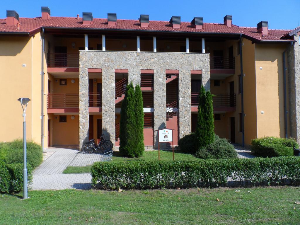 Fortuna Golf Apartman Bük Kamer foto
